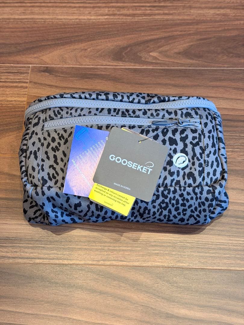 新品未使用 KET グスケット365抱っこ紐Plus グレーレオパード