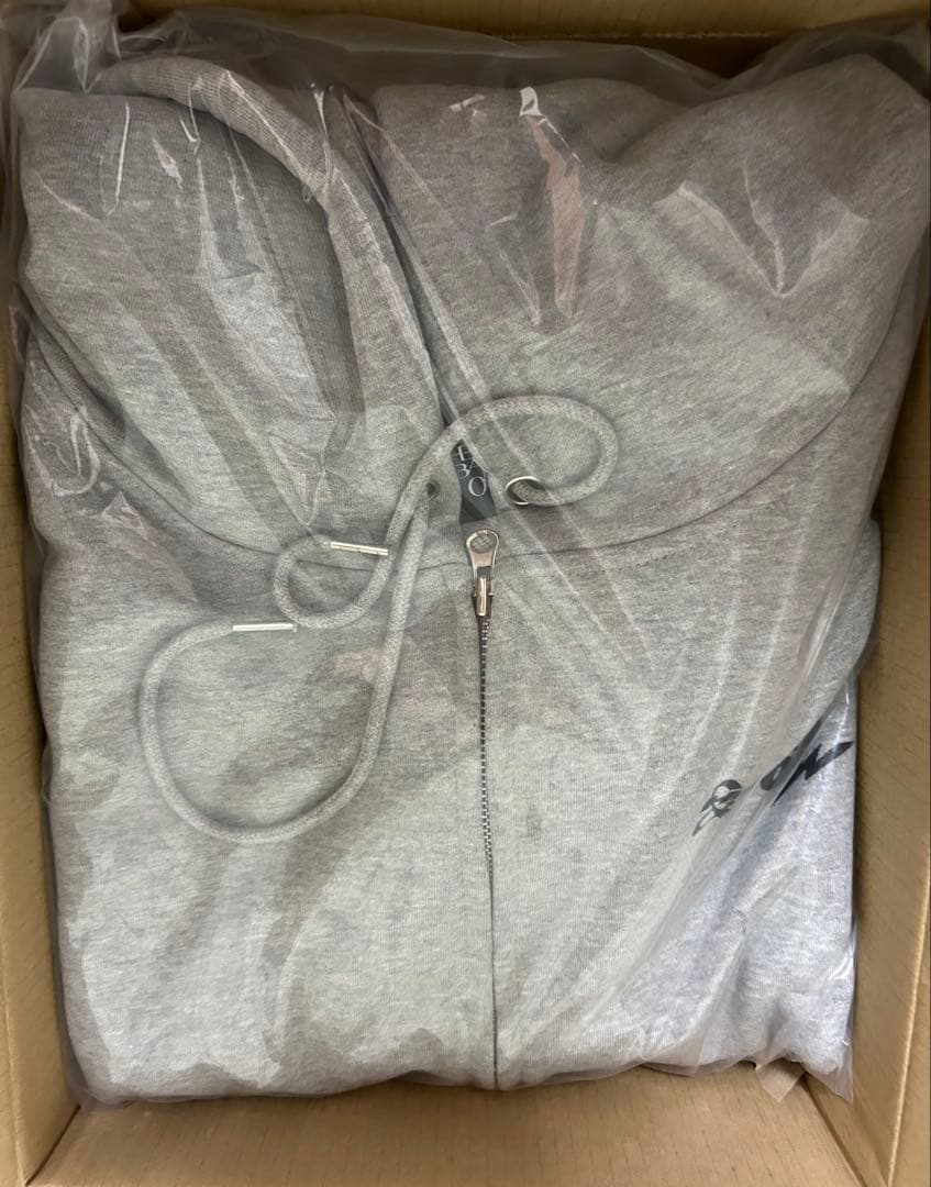 ZEROBASEONE HERE&NOW パーカー