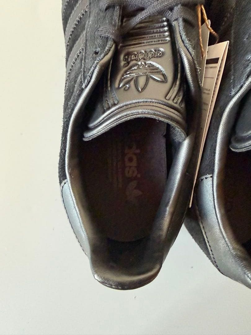 【新品未使用】アディダス ガゼル CQ2809 ブラック 25.5cm