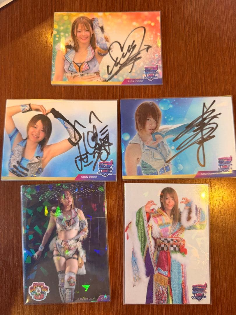 女子プロレス　マリーゴールド　岩谷麻優15周年　カード　レアカード全5種