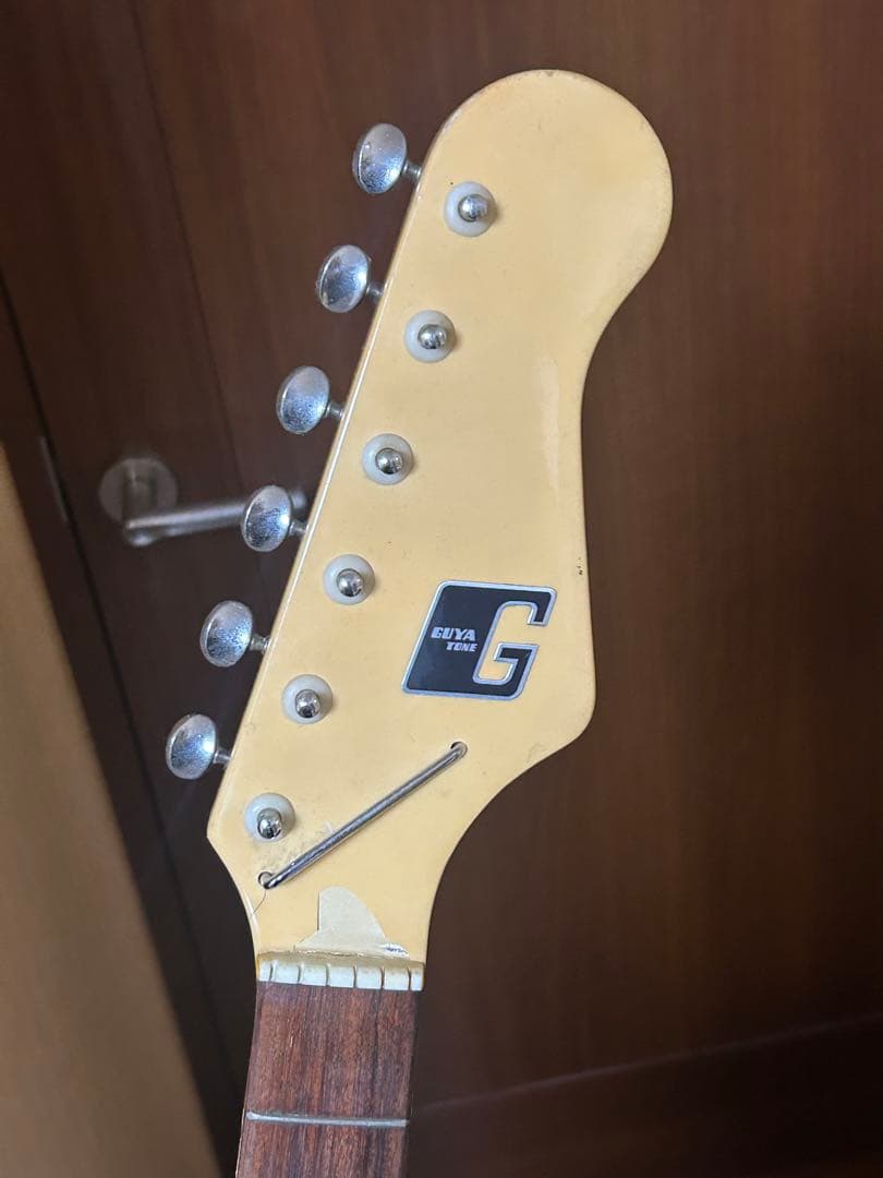 ヴィンテージguyatoneグヤトーン LG65T レアカラー ビザール