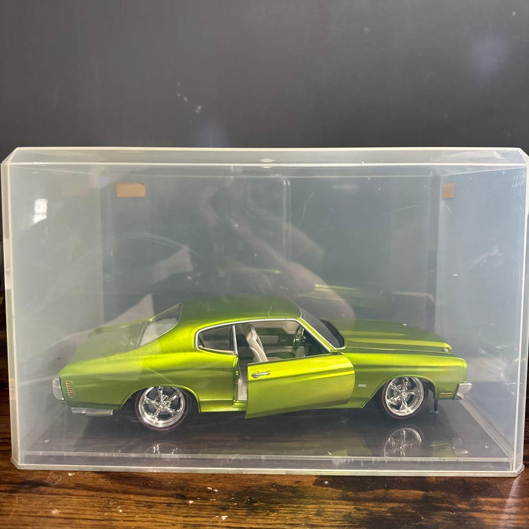 クラシックカー ダイキャストミニカー アメ車 シェベルSS風 ケース付