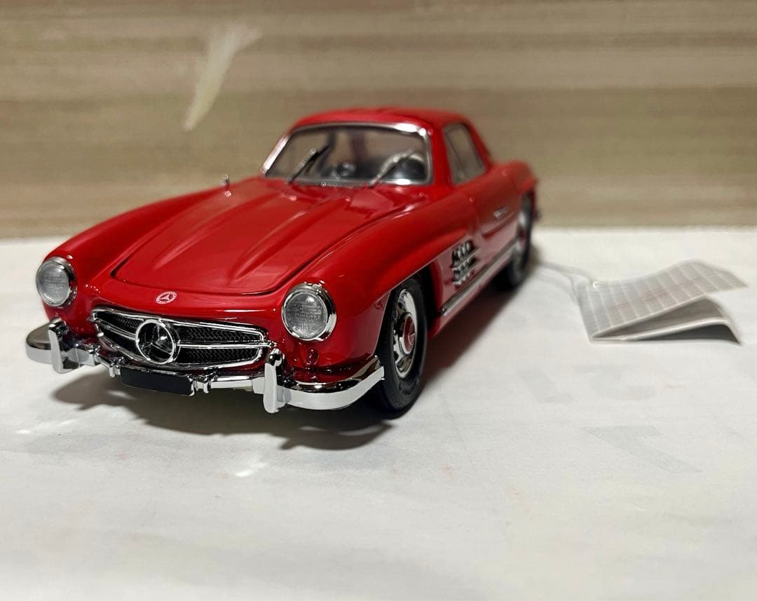 フランクリンミント 1/24 1960 メルセデスベンツ 300 SL レッド Franklin Mint Mercedes-Benz 1:24 Diecast & Toy Vehicles for sale