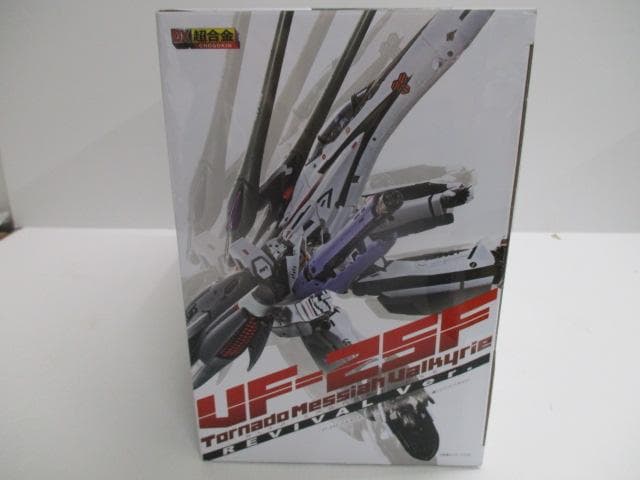 DX超合金　VFー２５F　トルネードメサイアバルキリー