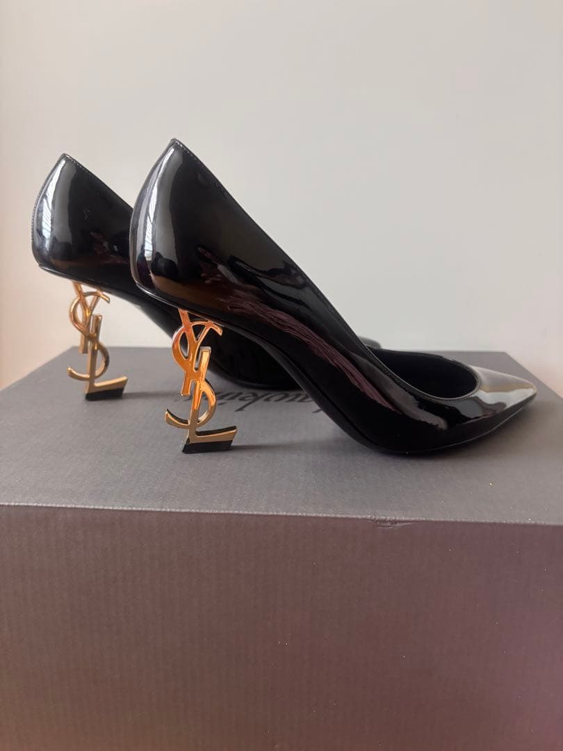SAINT LAURENT ブラックパンプス YSLロゴ オピウム