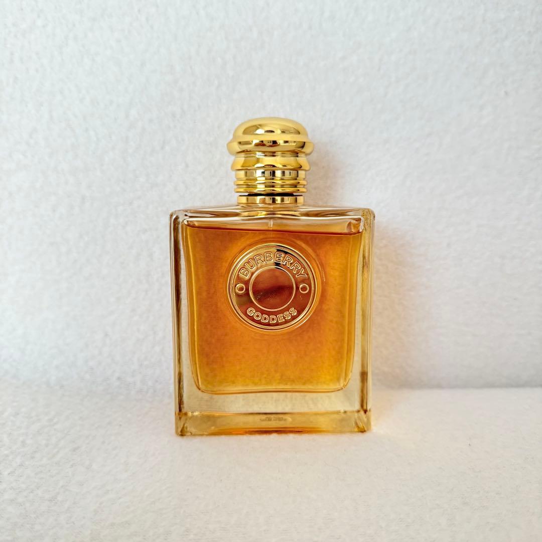 Burberry Goddess 香水 [バニラ]