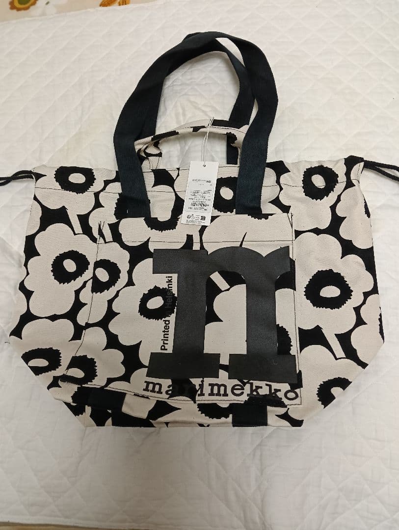 新品未使用マリメッコ モノシティビッグウニッコトート バッグ