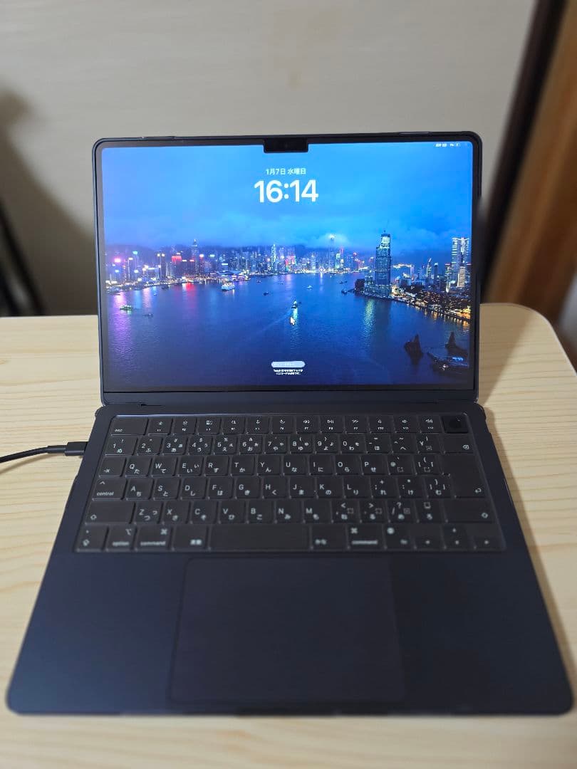 Apple MacBook Air M3 16GB/256GB 新品同様です