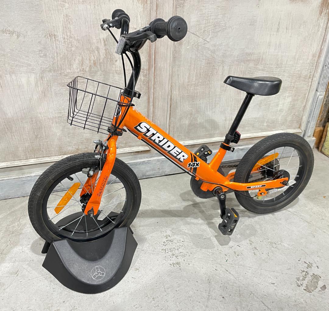 美品◉ STRIDER ストライダー 14X キックバイク ◉ キッズバイク