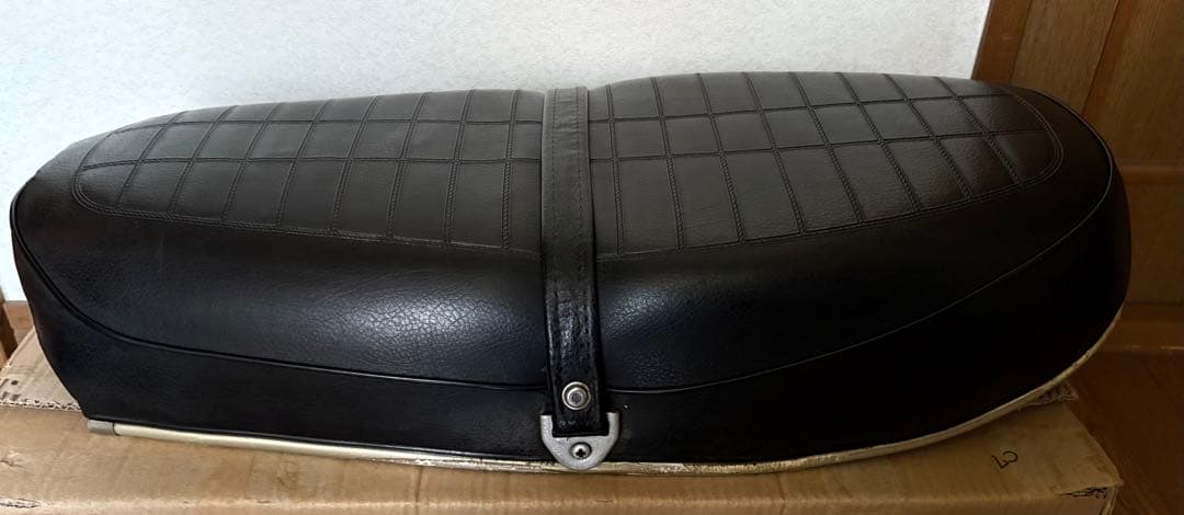 美品 当時物】CB750four K2〜K4用純正シート HONDAロゴ - メルカリ