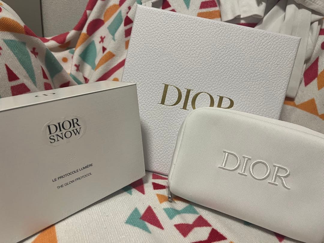 値下げ期間中!!Dior スノーエッセンスコフレ(限定品)