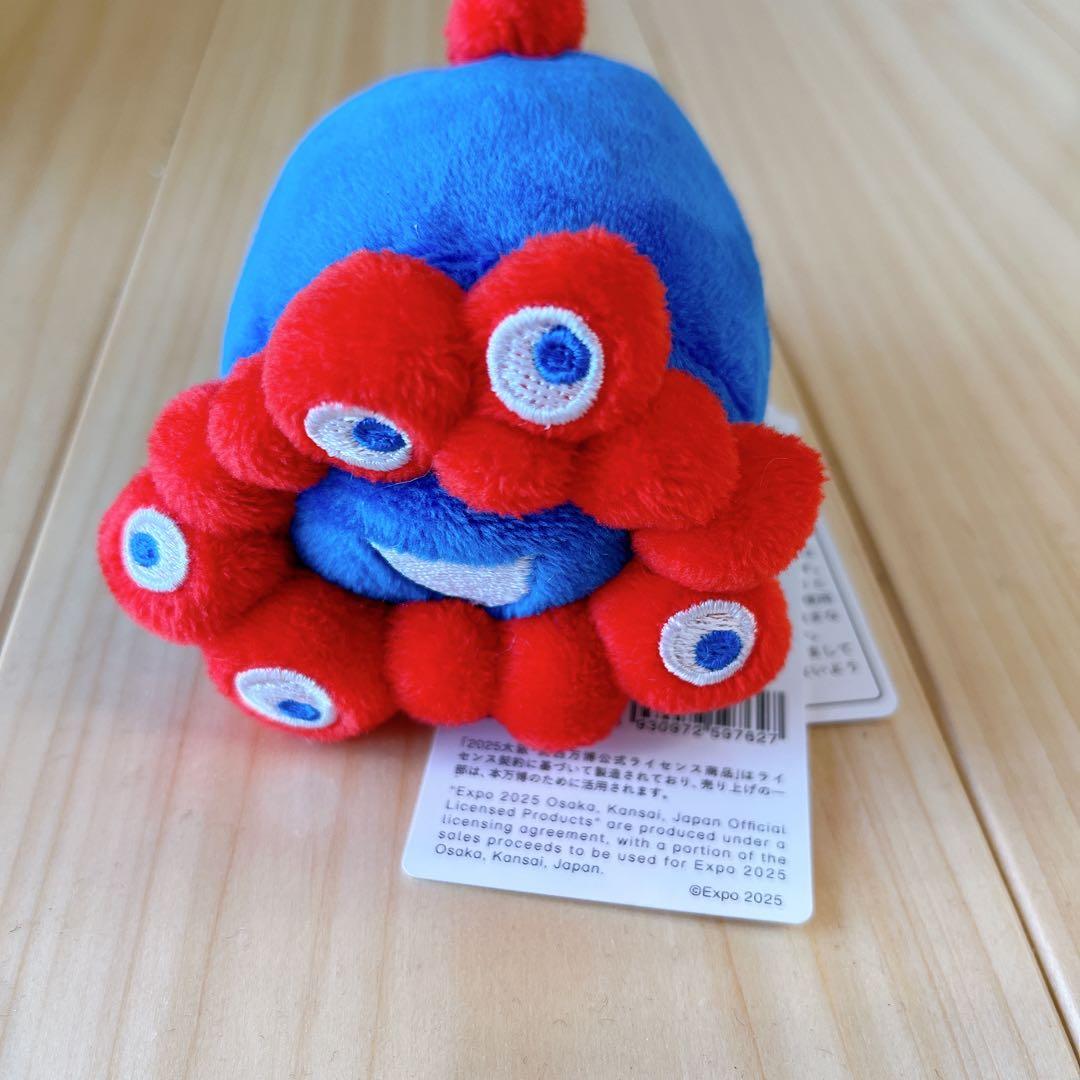 大阪万博 ミャクミャク ロールお手玉マスコット - メルカリ