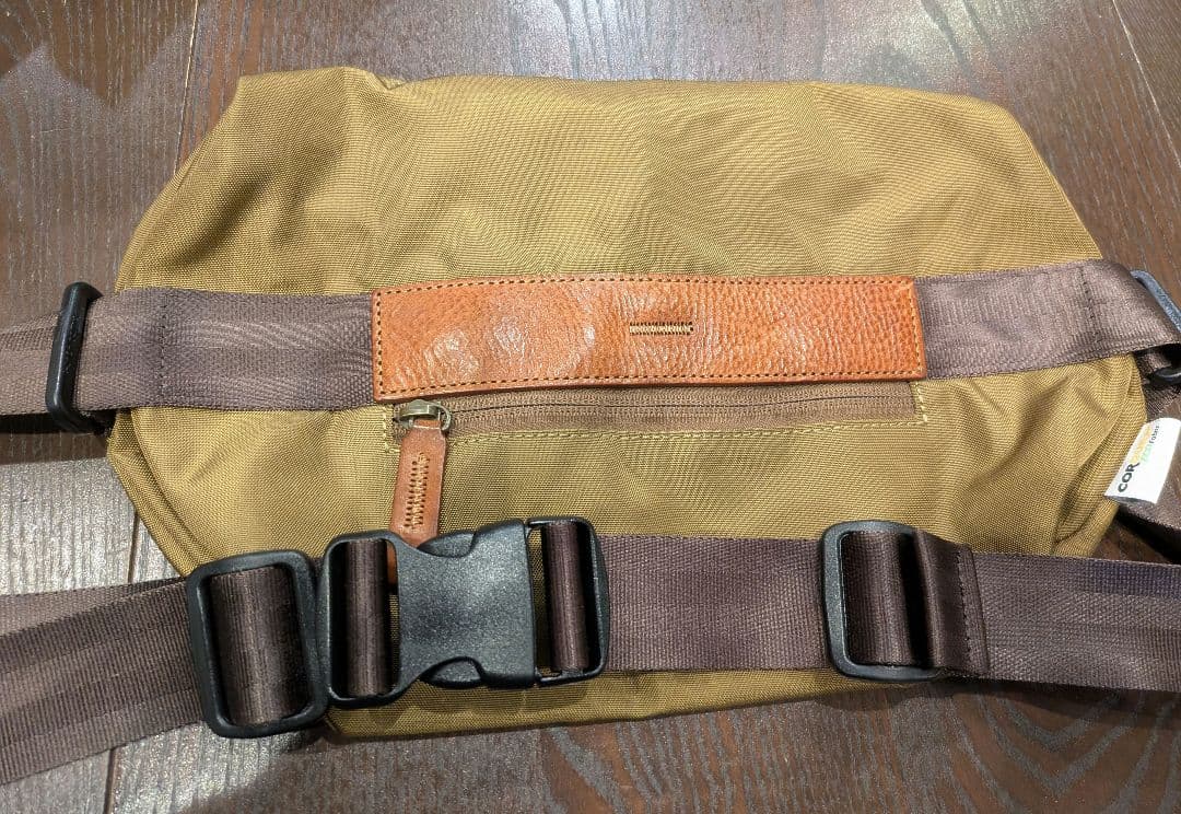 土屋鞄 CORDURA® ECO クロスボディバッグ 美品