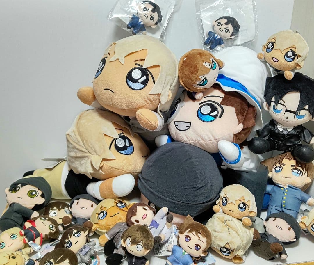 名探偵コナン　ぬいぐるみ　寝転び　マスコット　ボールチェーン　28点まとめ売り すやすや眠るポーズが好評のぬいぐるみ！「名探偵コナン」セガ新作