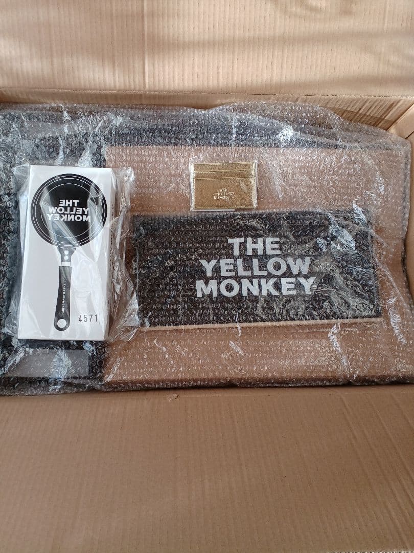 THE YELLOW MONKEY ディレクターズチェア　他2点 Amazon.co.jp: Cutdred 折りたたみ ディレクターズチェア 木製