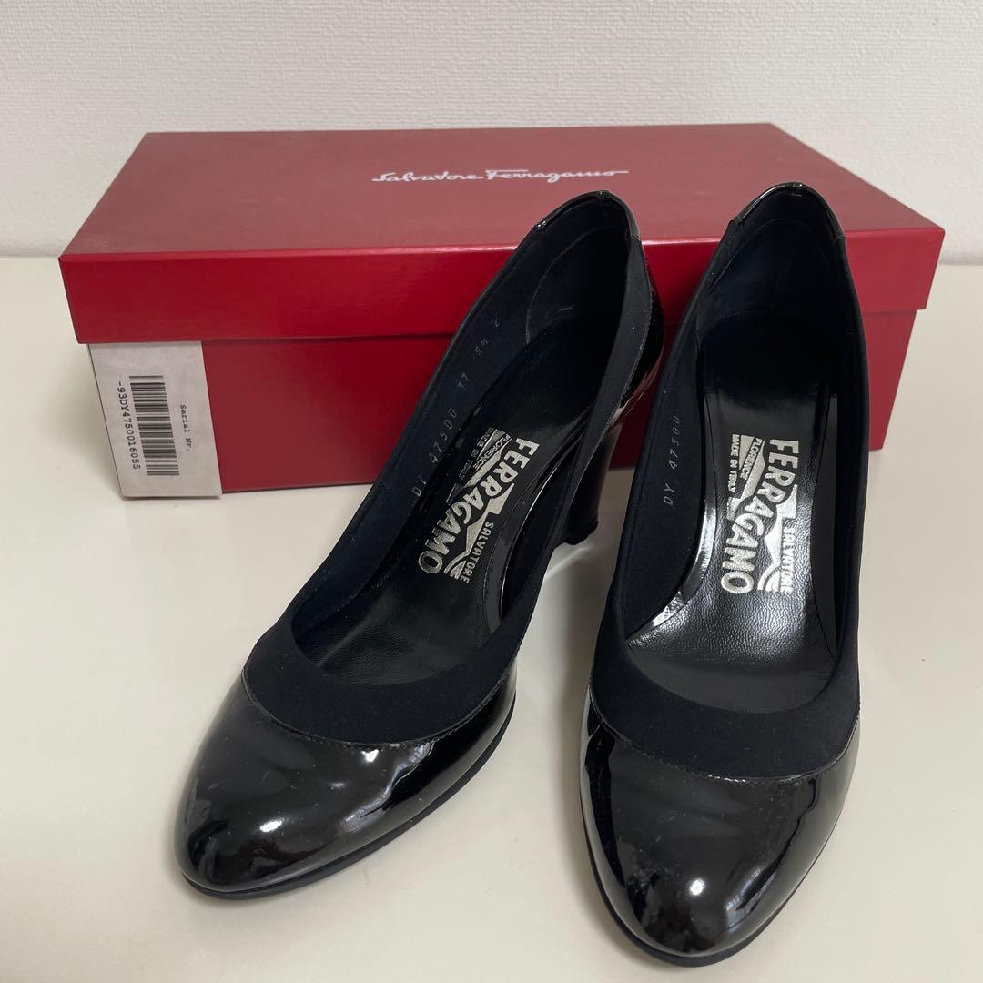 最終価格Salvatore Ferragamo ブラックウェッジヒールパンプス 中古・古着通販】Salvatore Ferragamo (サルヴァトーレ フェラガモ