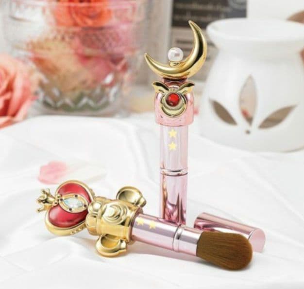 ミラクルロマンス チークブラシ スパイラルハートムーンロッド