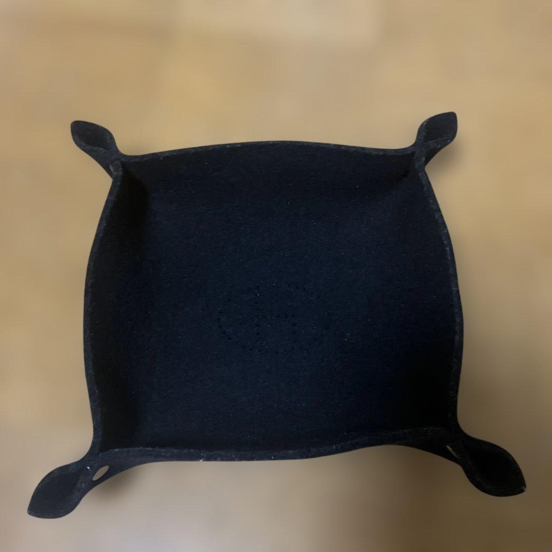 ※値下げしました　エルメス　ヴィドポッシュ フェルトトレイ　ブラック HERMES（エルメス） 新品同様 ヴィドポッシュ フェルトトレイ トレー