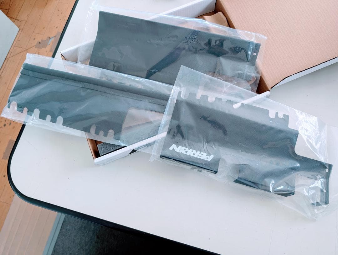 PERRIN ラジエターシュラウド 【WRX VAB/VAG】 Amazon | PERRIN ラジエーターシュラウド レッド スバル WRX STI 2008