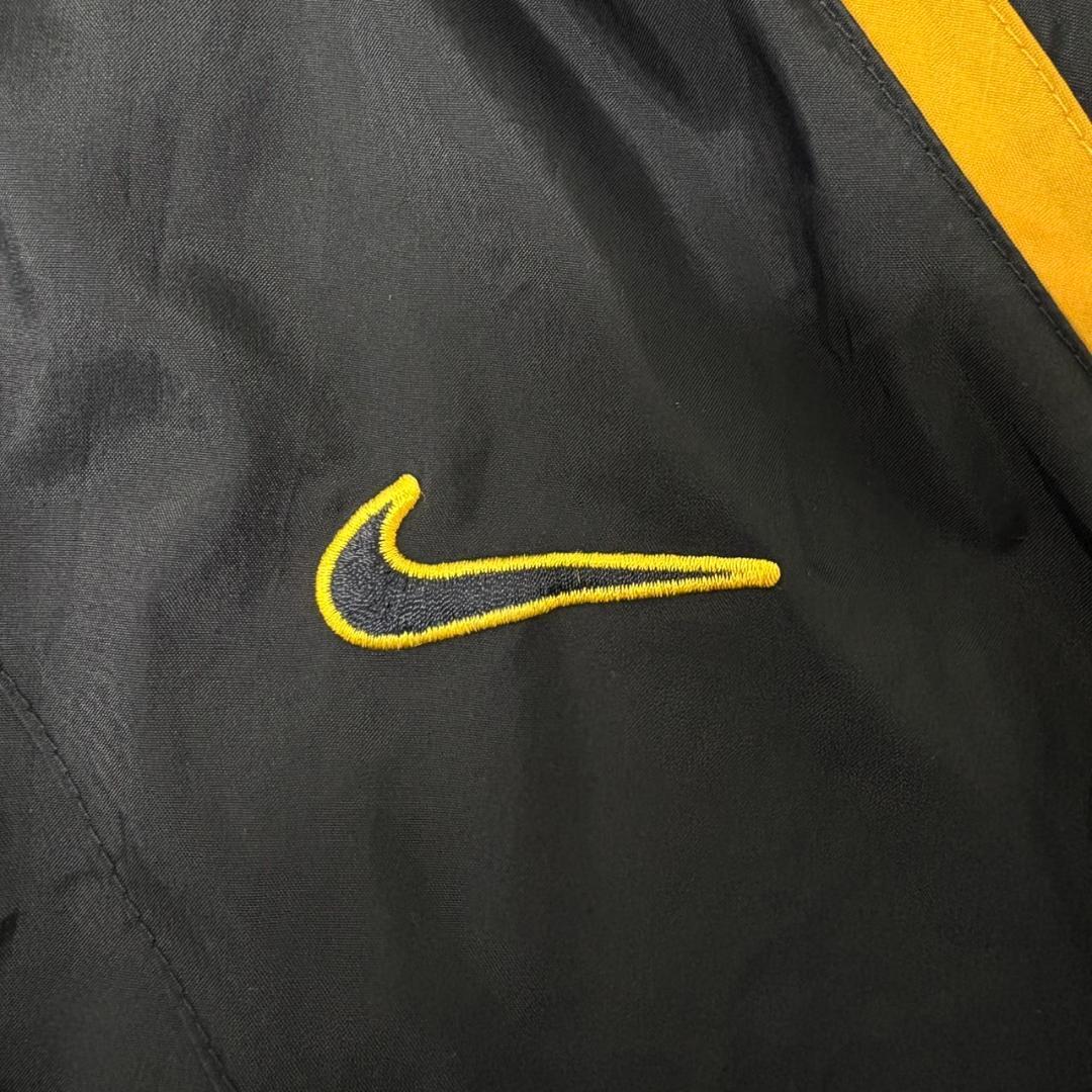 FU128《白タグ》ナイキ　ナイロンジャケット　刺繡スウッシュバッグロゴ