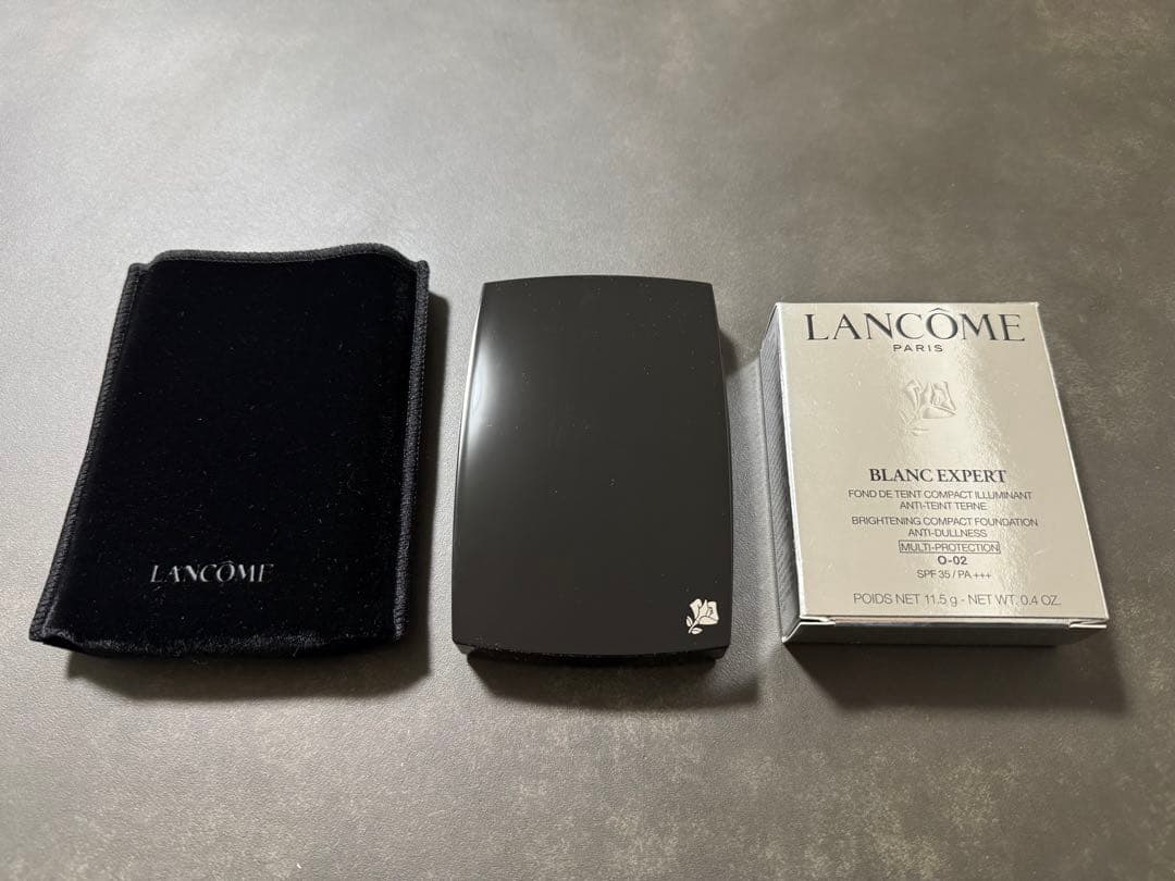 【新品未使用】LANCOME BLANC EXPERT パウダーファンデーション