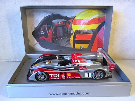 特価 Spark 1/18 アウディ R10TDI 2007 LM Winner