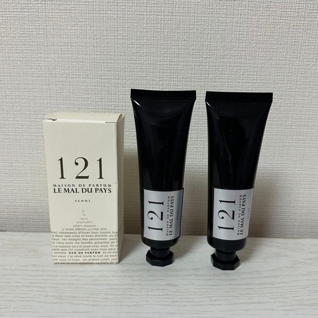 ASTRO ムンビン　サナ　香水　ハンドクリーム