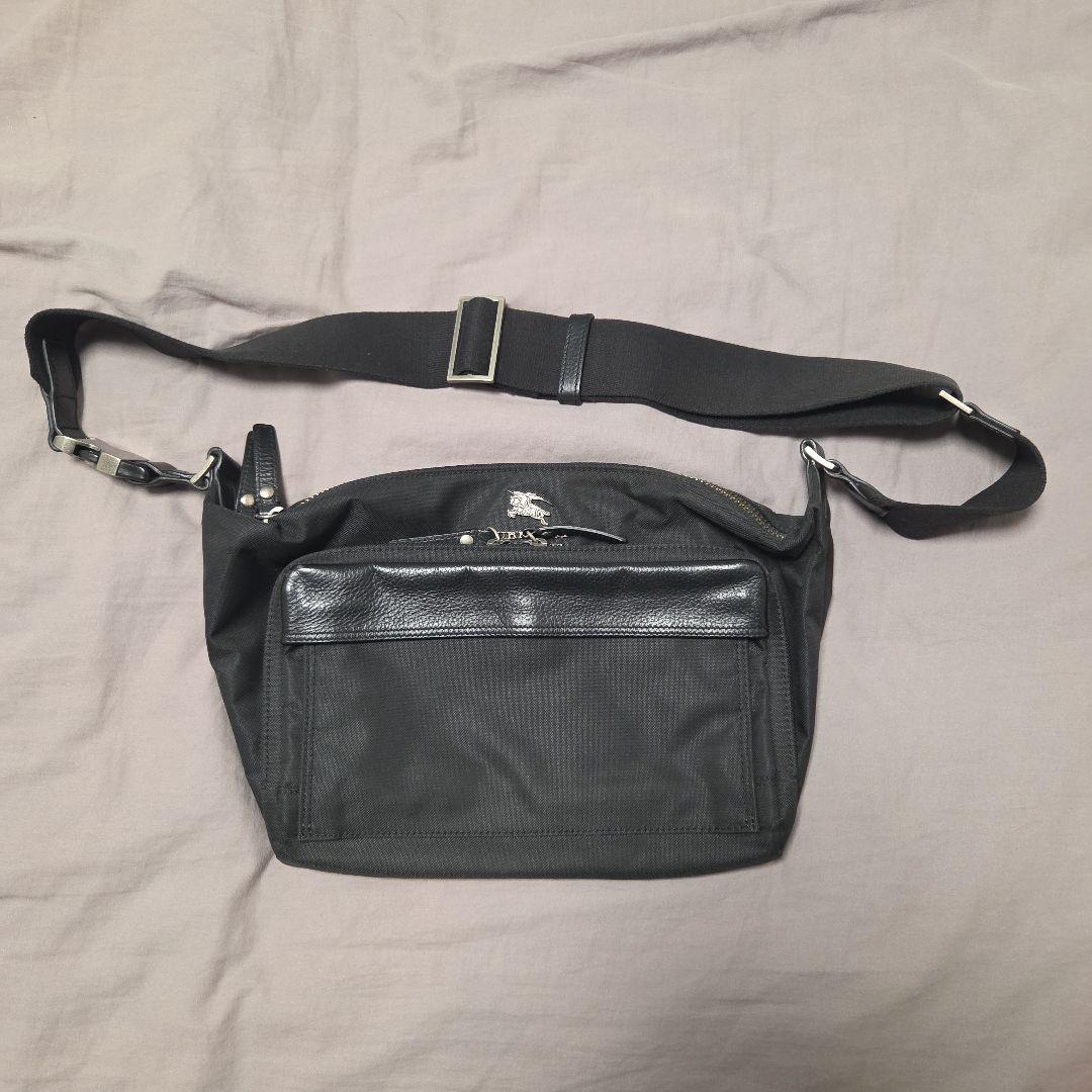バーバリーブラックレーベル　ボディバッグ