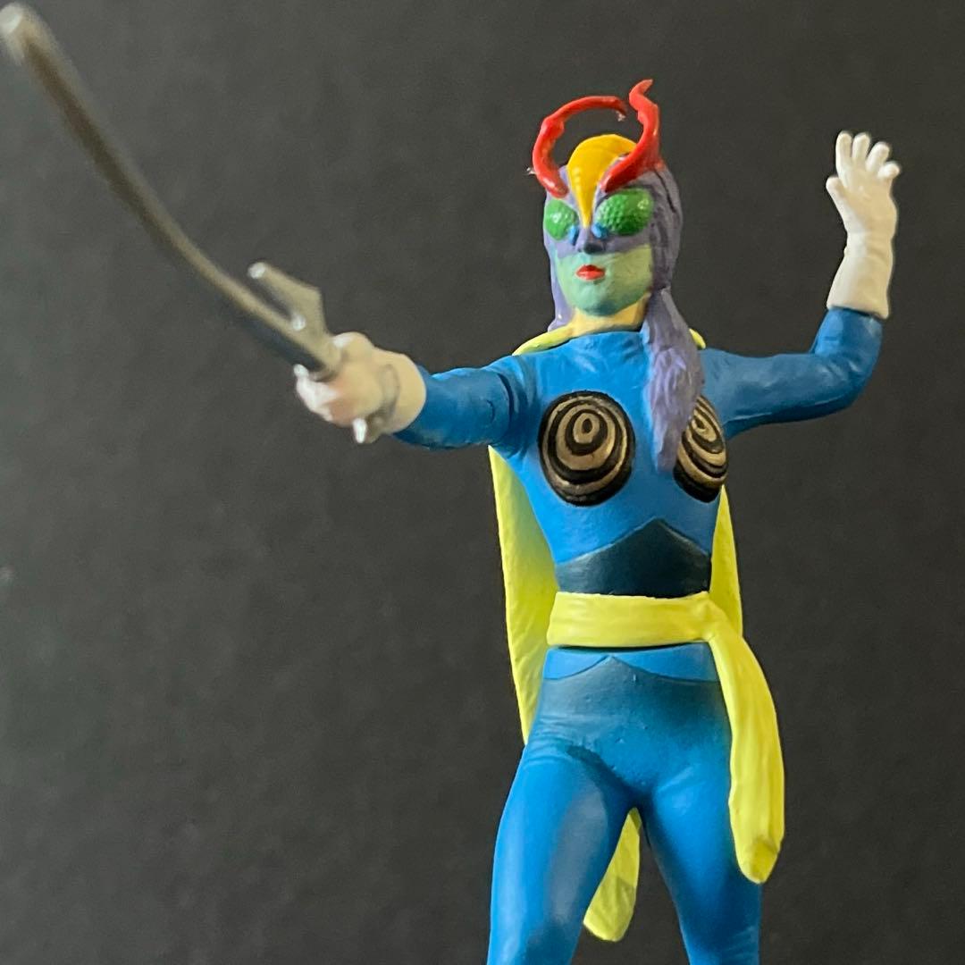 ガシャポンフィギュア 仮面ライダーに登場のショッカー怪人 ハチ女