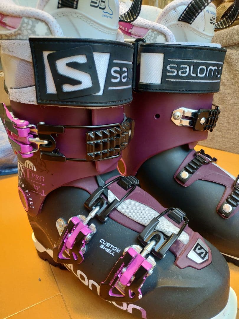 【美品】Salomon Quest Pro 100 W 24.0cm