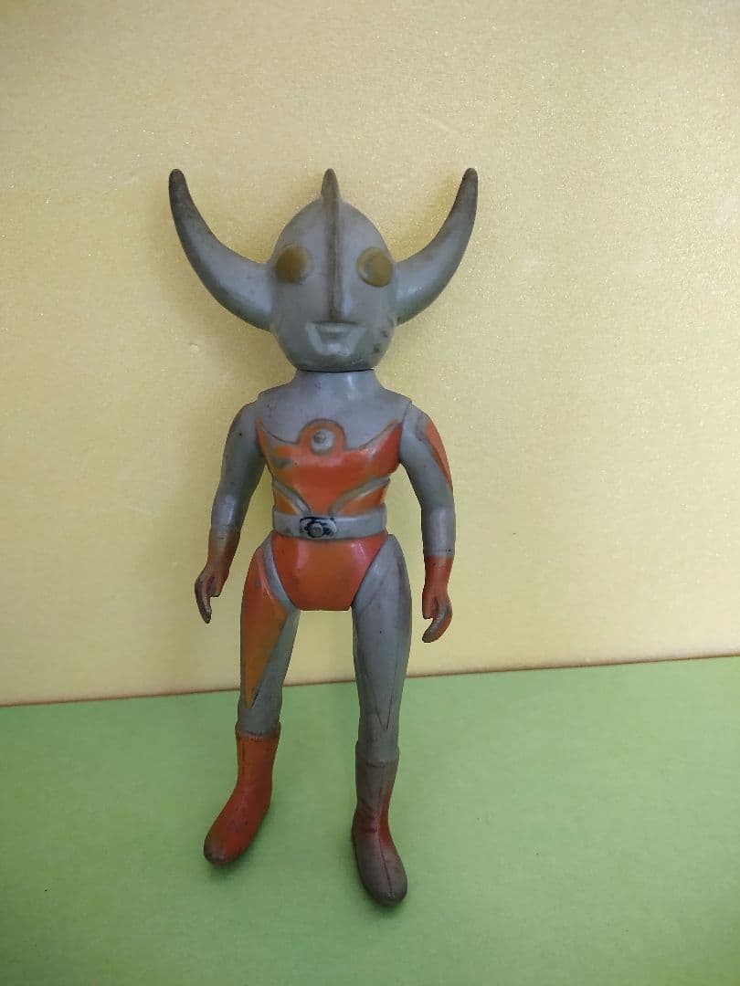 ウルトラマン　ウルトラの父　ブルマァク