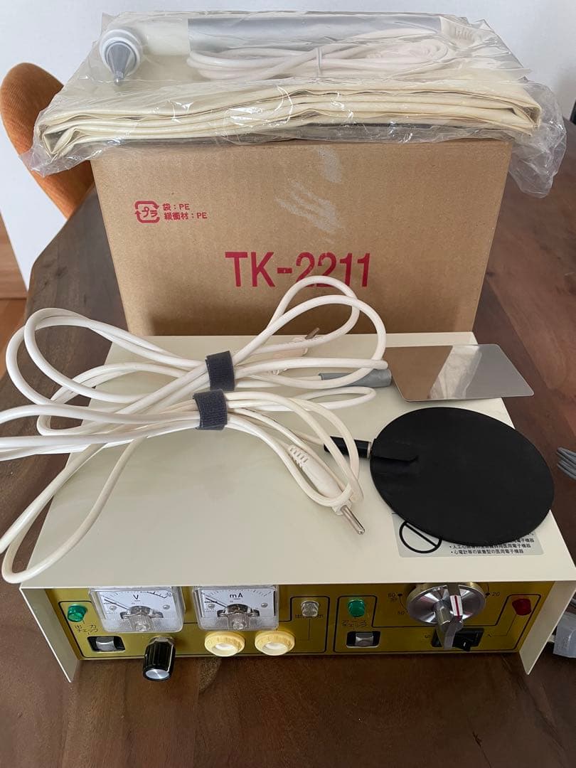 タカダイオン　TAKADA TK-2211