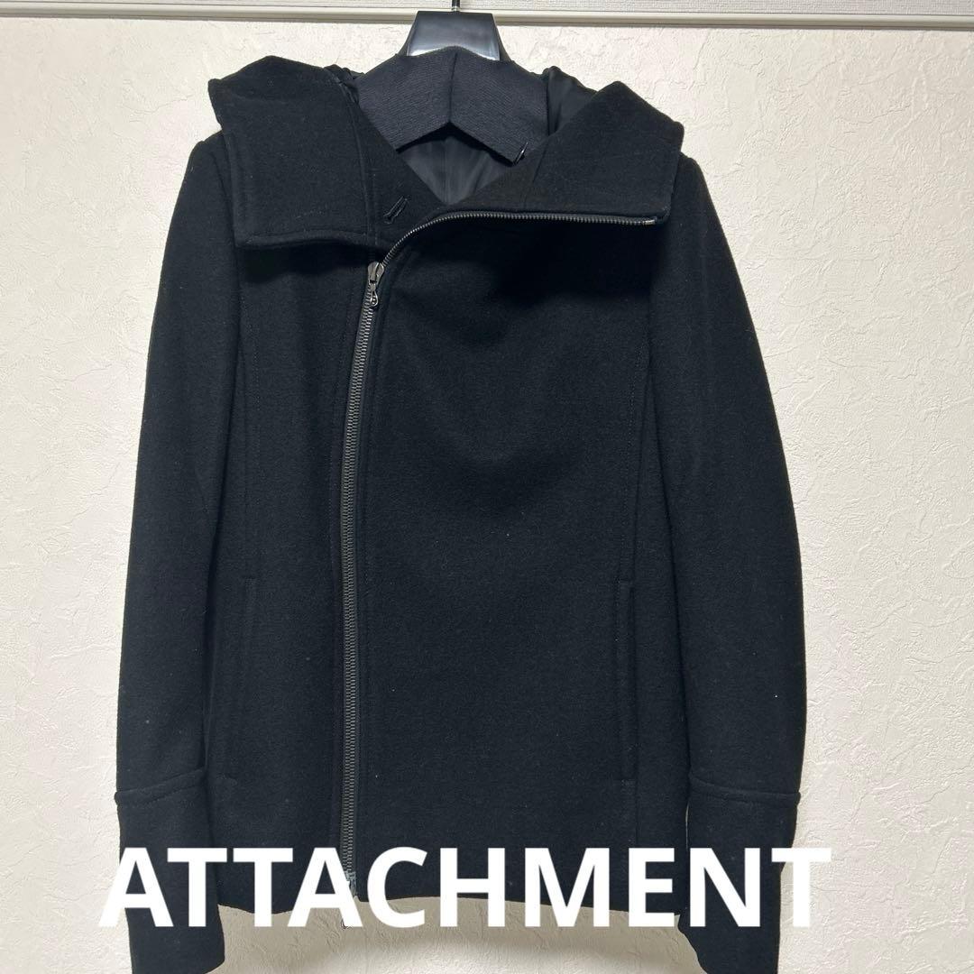 ATTACHMENT フード付き黒ジャケット