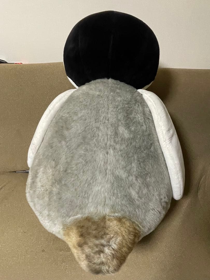 デカすぎ！！】ピングー めちゃデカ 特大ぬいぐるみ - メルカリ