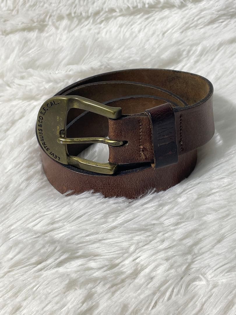 希少　Levi’s リーバイス ベルト USA製 本革 レザー 真鍮バックル