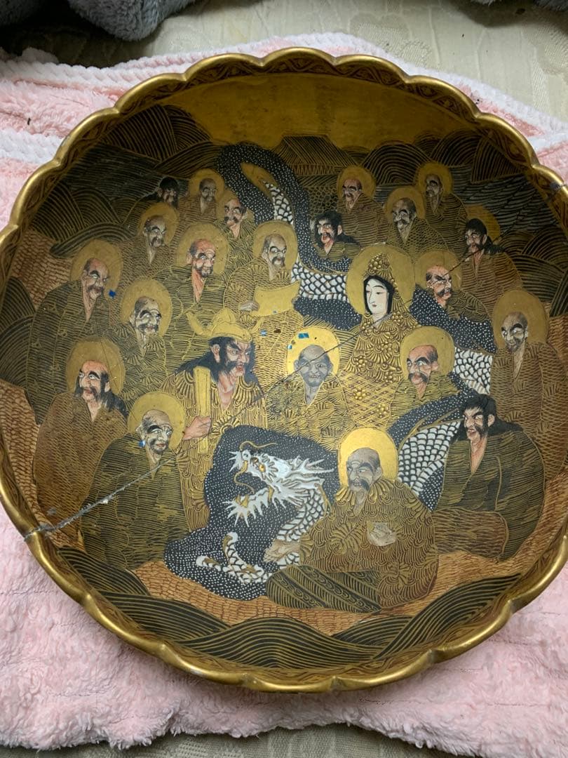 o*0様 ジャンク品　20年前になんでも鑑定団で２８マンの品です。割れてしまった