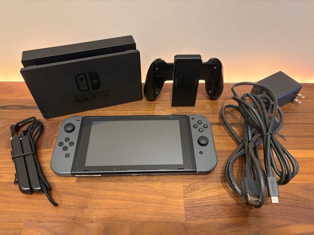 Nintendo Switch 本体セット、純正スタンド、社外ケース付き Nintendo Switch 【即日発送】【新品 箱不良・シュリンク破れ品