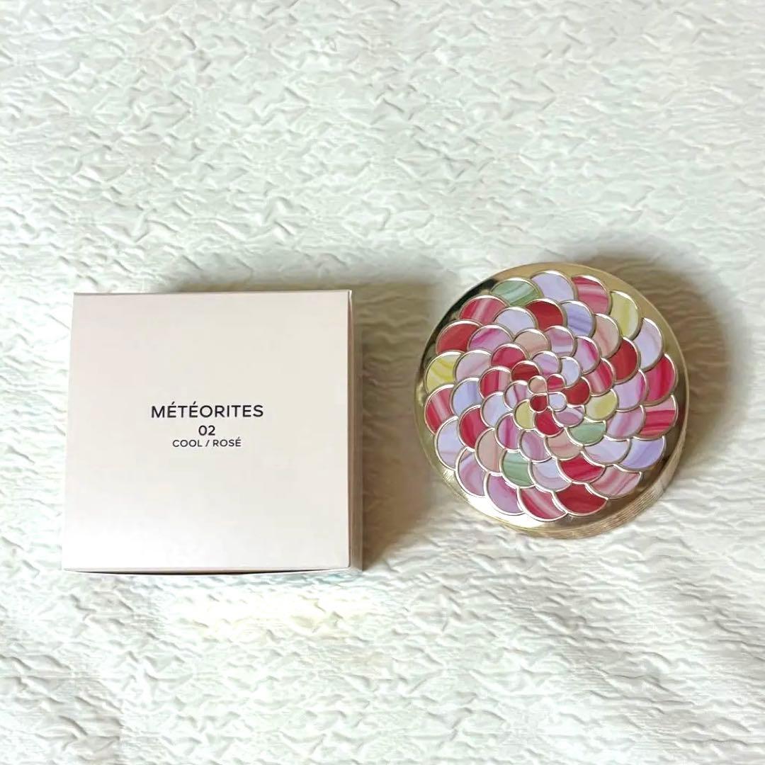 GUERLAIN メテオリット　ビーユ 02 フェイスパウダー