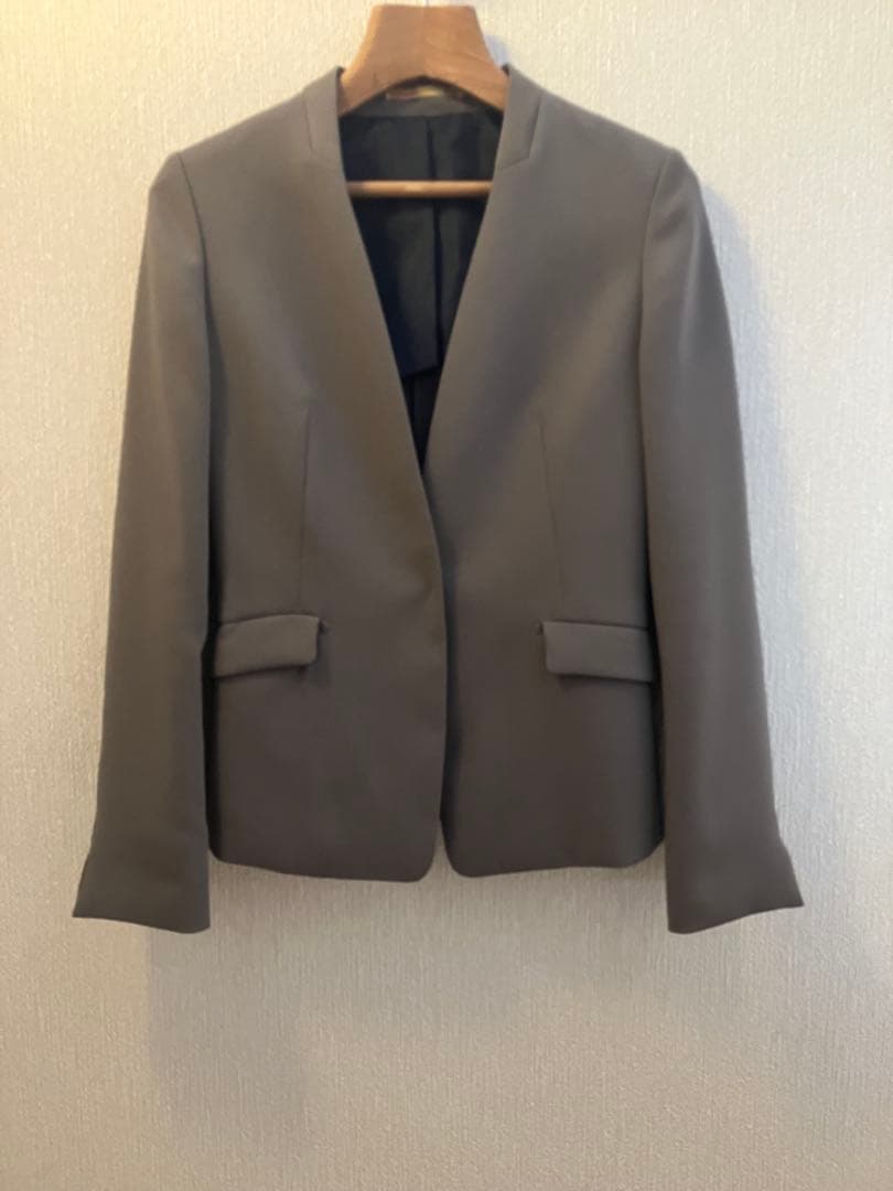 翌日発送ファッション - RHYME ORIHICA グレージュ パンツスーツ