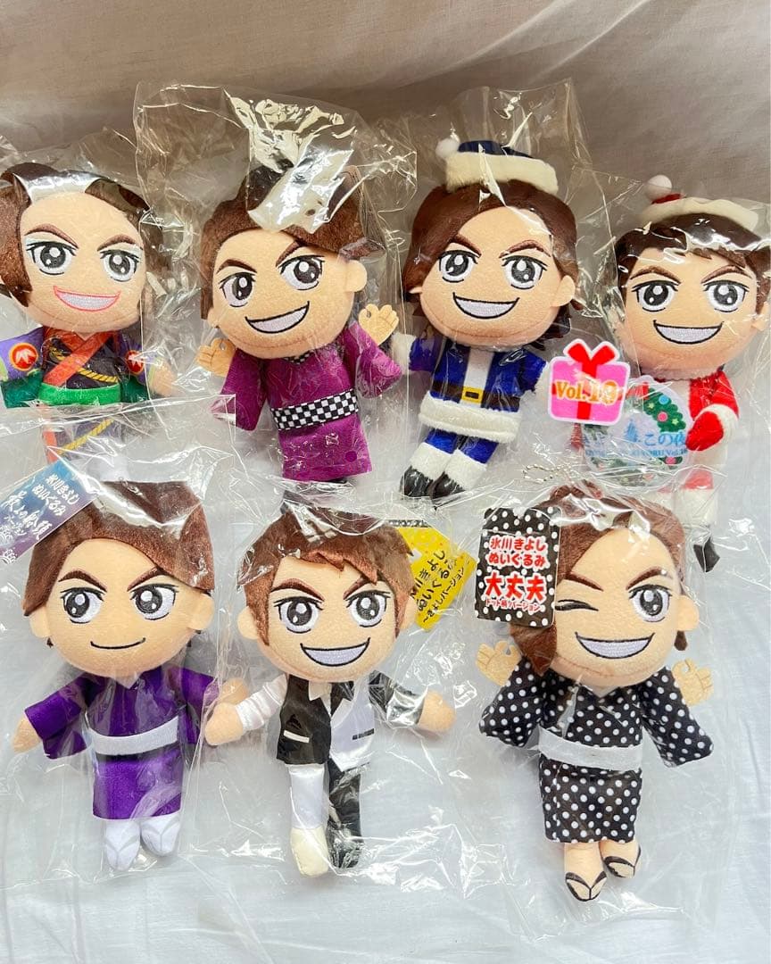氷川きよし （kiinaちゃん人形） 7個 - メルカリ