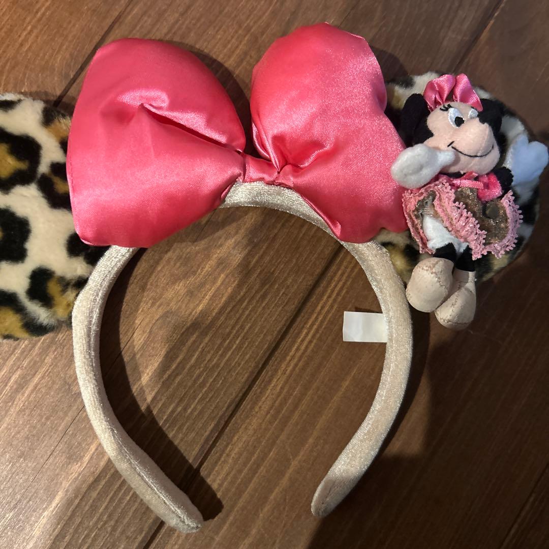 ミニー・マウス ヒョウ柄カチューシャ - メルカリ