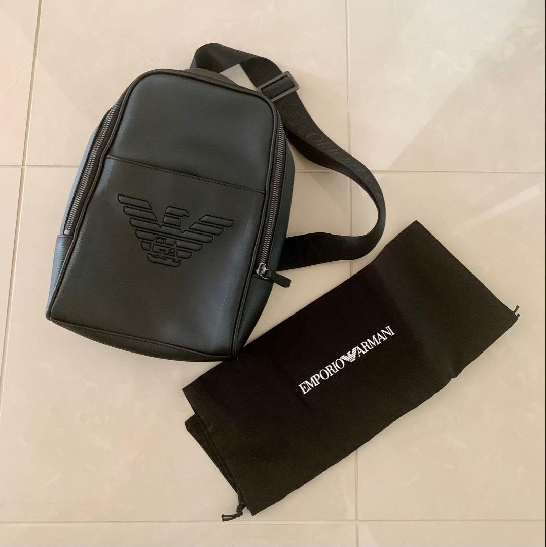 EMPORIO ARMANI ボディーバッグ　ブラック