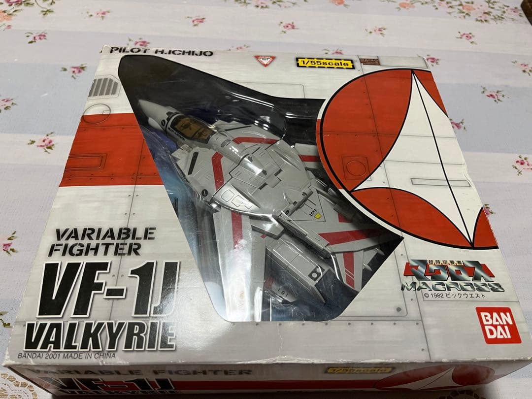 1/55 バルキリー　vf1-j バルキリー VF-1J 一条機（バンダイ復刻版）タカトクトイス | RoboToyDays