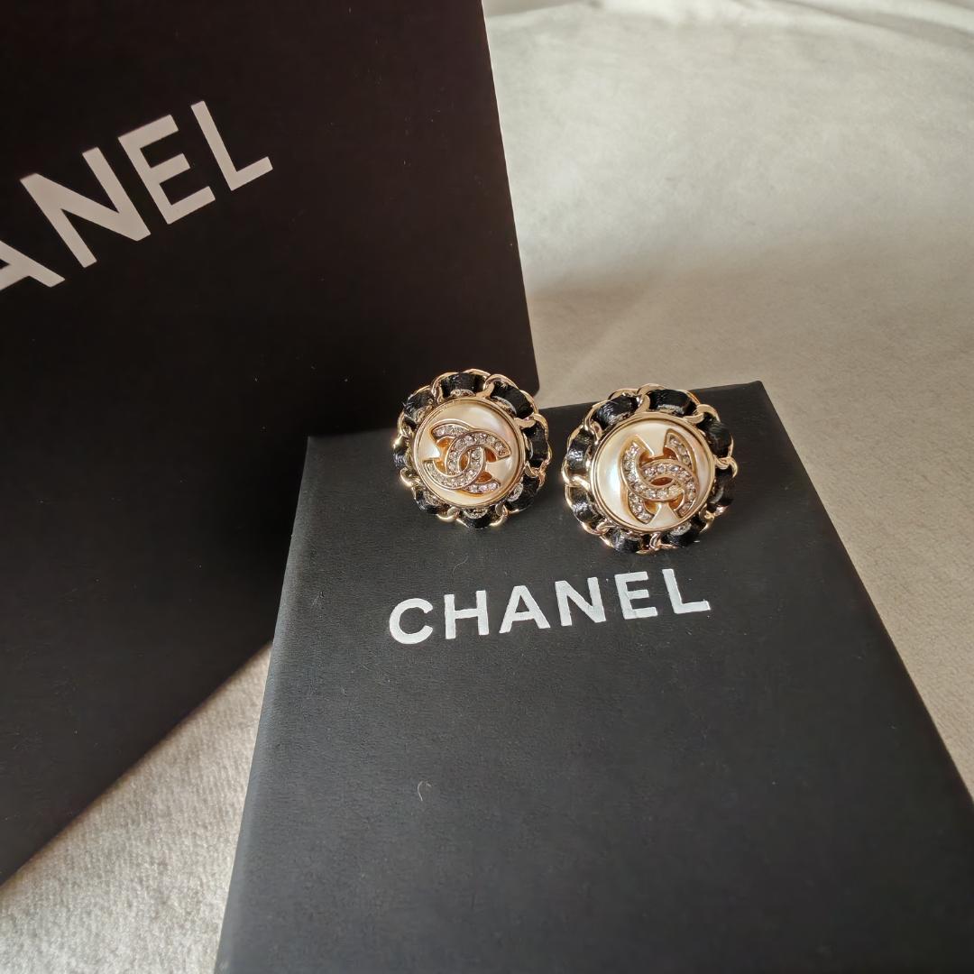 ココマーク ピアス ブラック