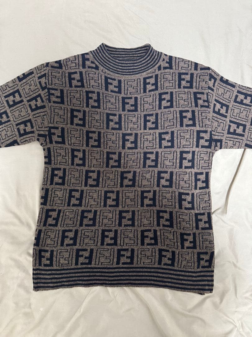 FENDI ズッカ柄 総柄ニット ヴィンテージ イタリア製 - メルカリ