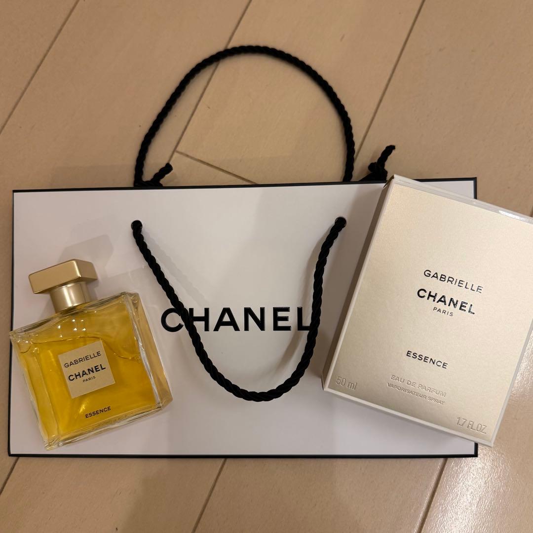 GABRIELLE CHANEL ESSENCE 50ml 箱付き 袋付き
