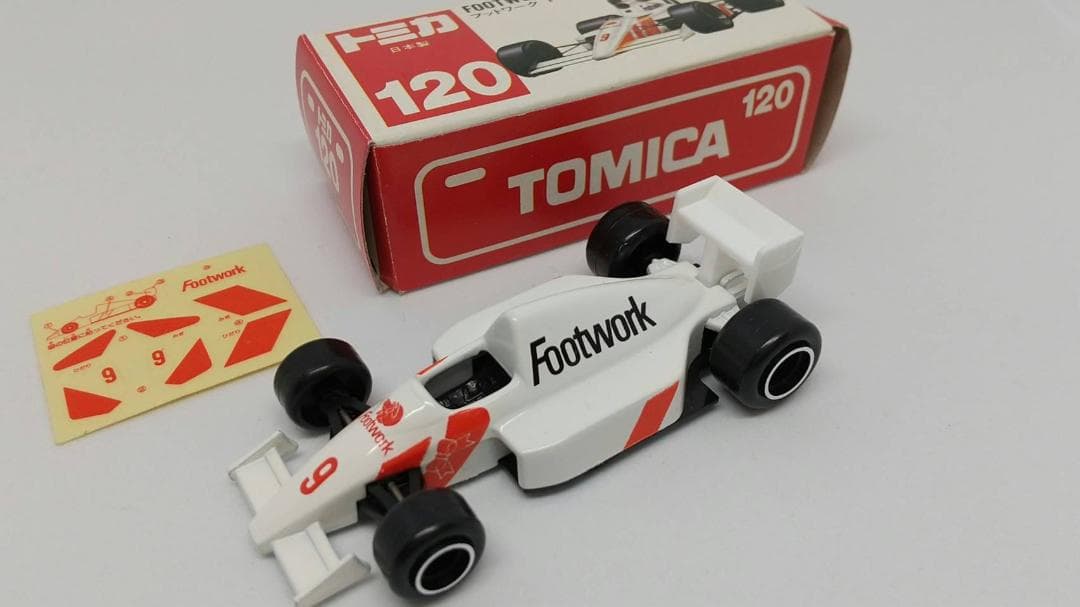 TOMICA トミカ Footwork フットワーク F1 1/64 ミニカー