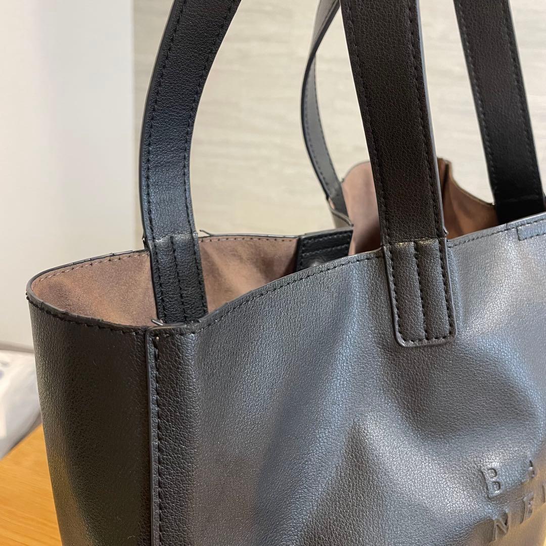 バーニーズニューヨーク】ロゴトートバッグ 黒 美品 肩掛け◎ - メルカリ