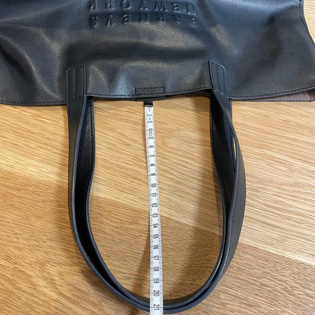 バーニーズニューヨーク】ロゴトートバッグ 黒 美品 肩掛け◎ - メルカリ