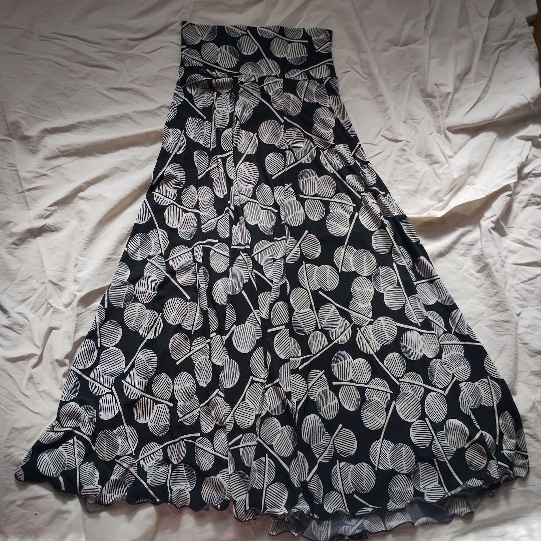 アトリエあいあい 黒と白の葉柄 フラメンコ練習用ファルダМサイズ
